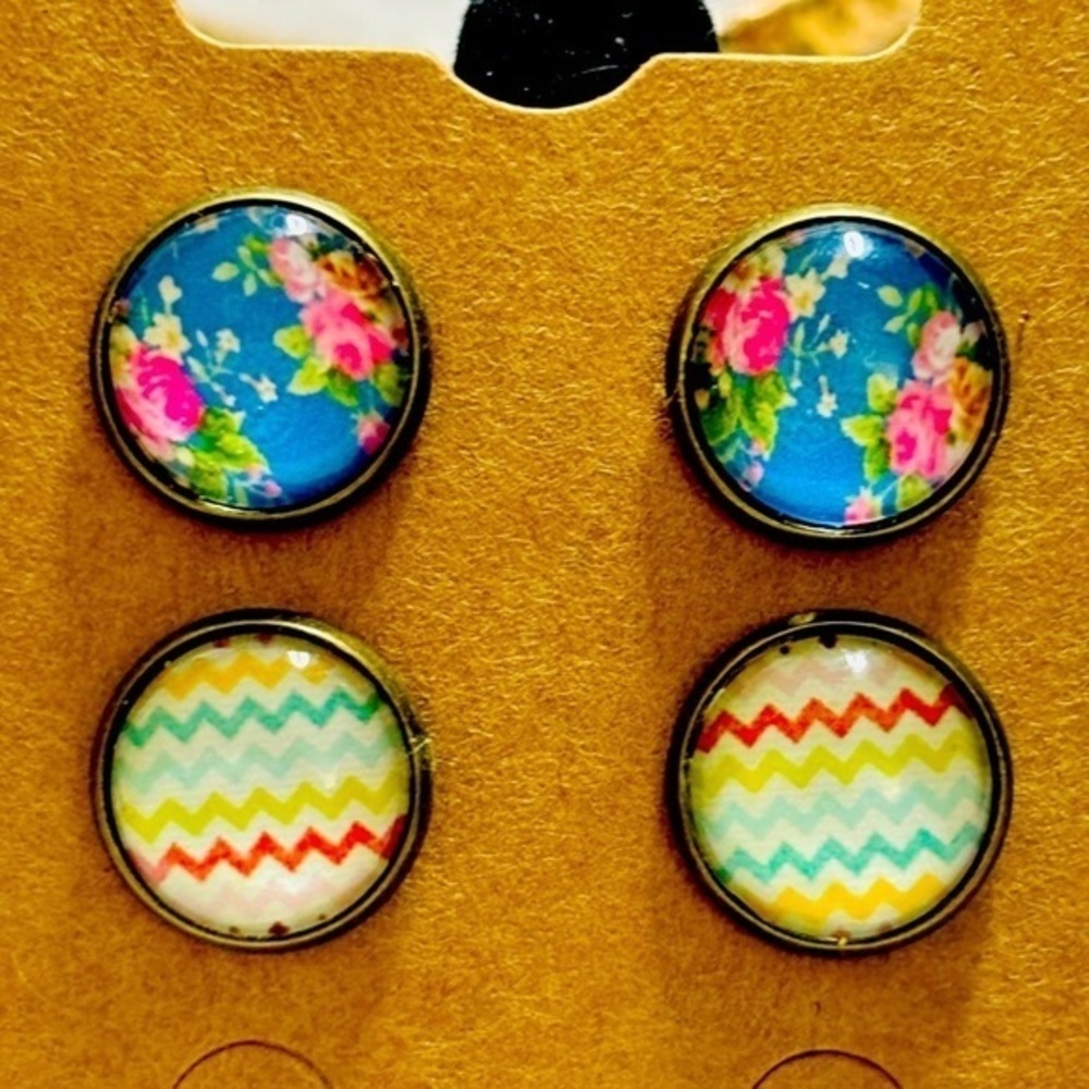 2 Pairs of 12mm Printed Glass Stud Earrings, NWT, Handmade, Unworn